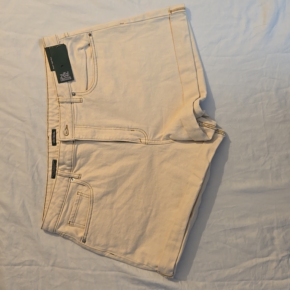 NWT Wild Fable Super High Rise Rolled Cuff Shorts Size 16
